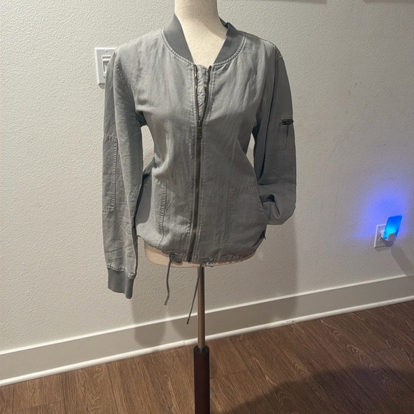 Michael Stars Sweaters - Michael Stars Cream Fringe Knit Poncho